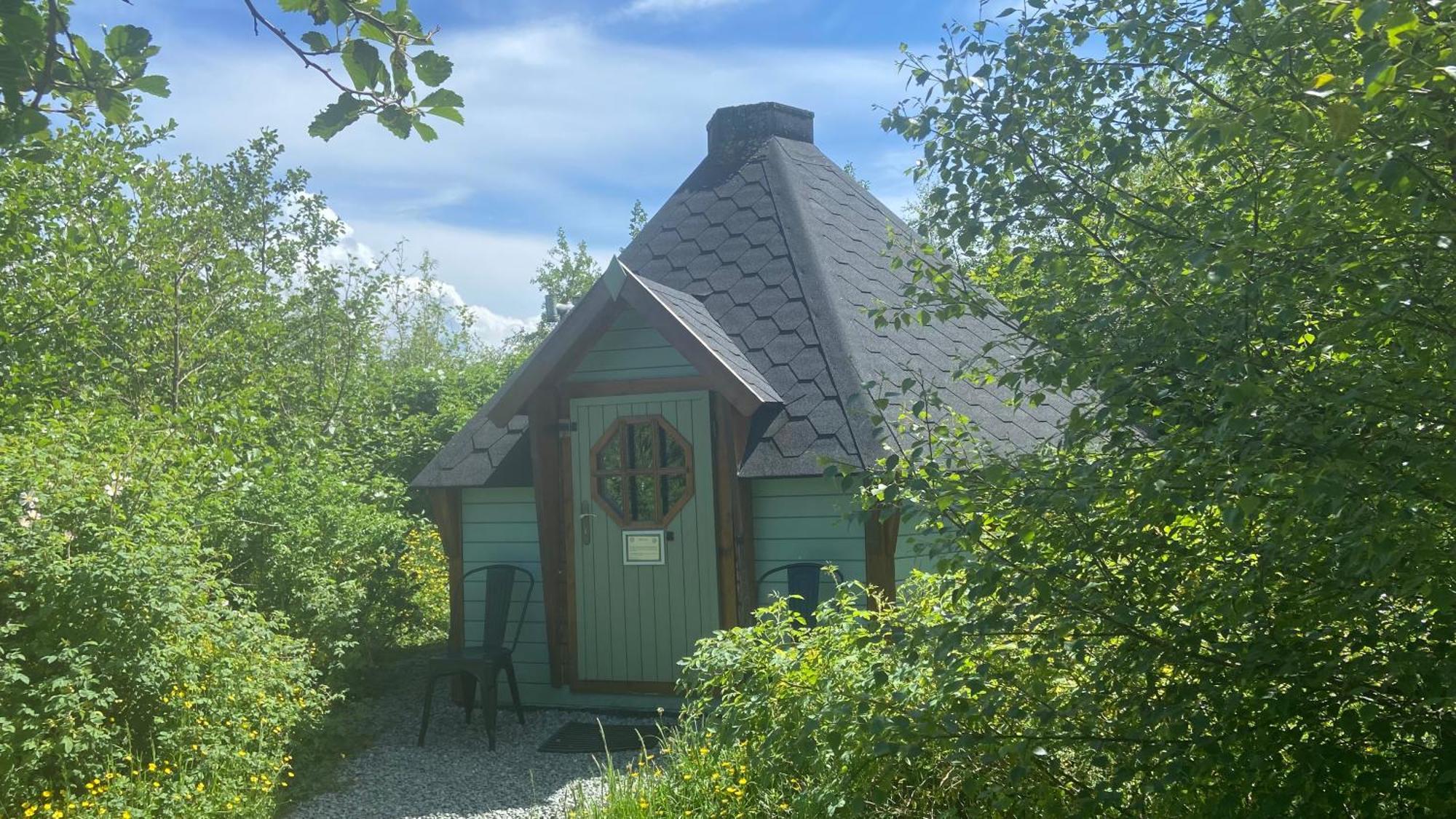Hotel Skye Eco Bells à Dunvegan  Extérieur photo