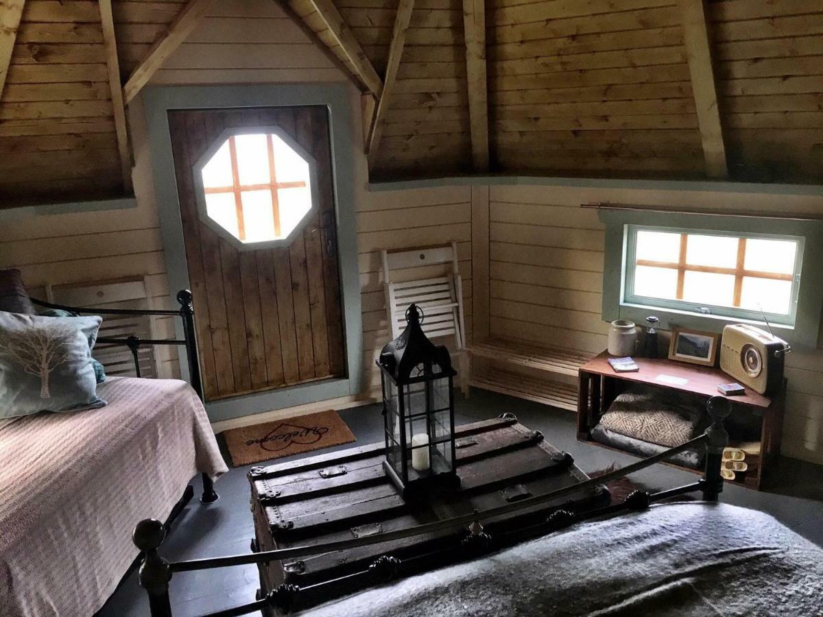 Hotel Skye Eco Bells à Dunvegan  Extérieur photo